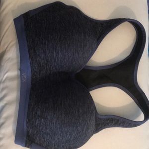 Size 34D Victoria Secret Sports Bra.